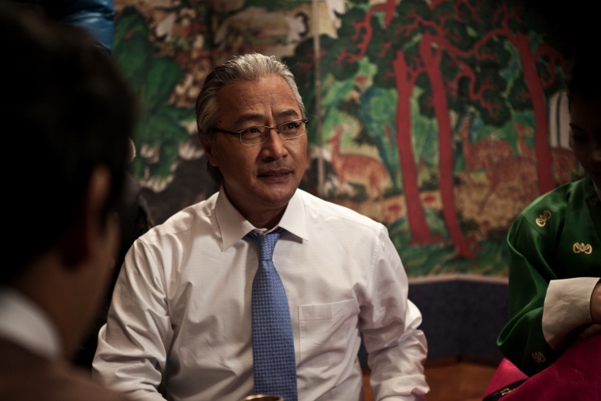 Кадры из Миллионер в бегах (2012)