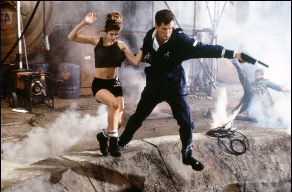 Кадры из И целого мира мало (1999)