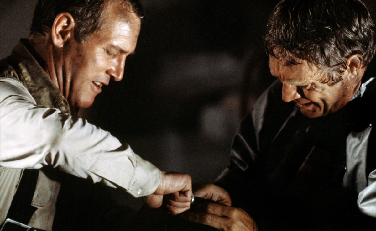 Кадры из Вздымающийся ад (1974)