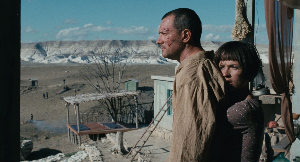 Кадры из В ожидании моря (2013)