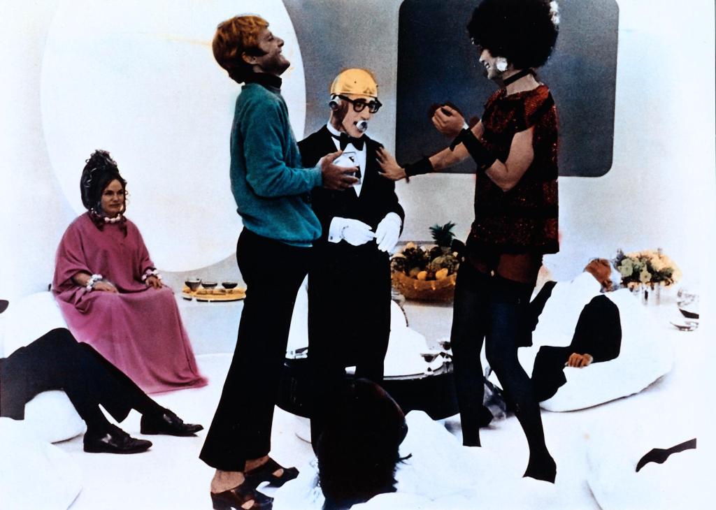 Кадры из Спящий (1973)