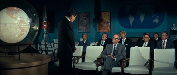 Вокруг света под водой (1966)