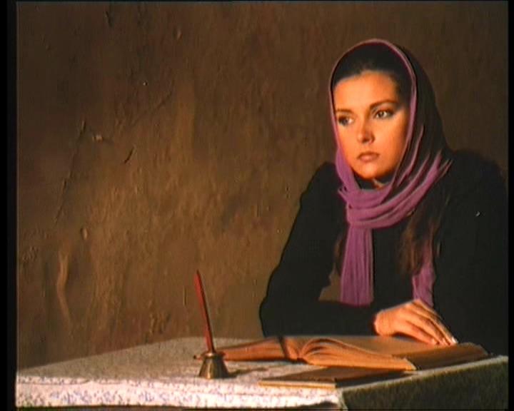 Кадры из Королёк – птичка певчая (1986)