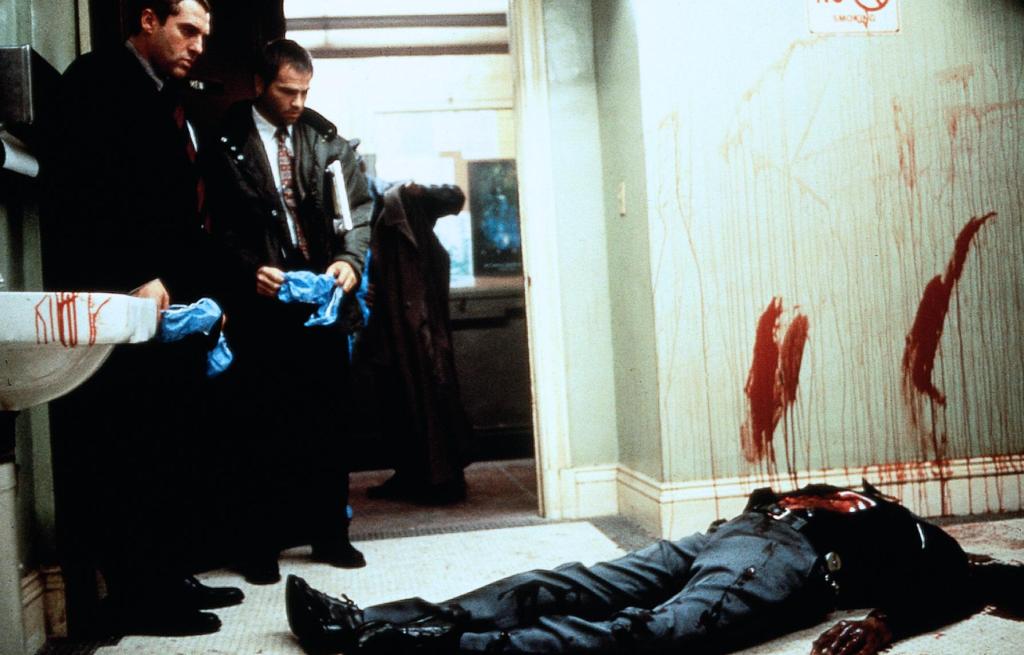 Кадры из Реликт (1997)