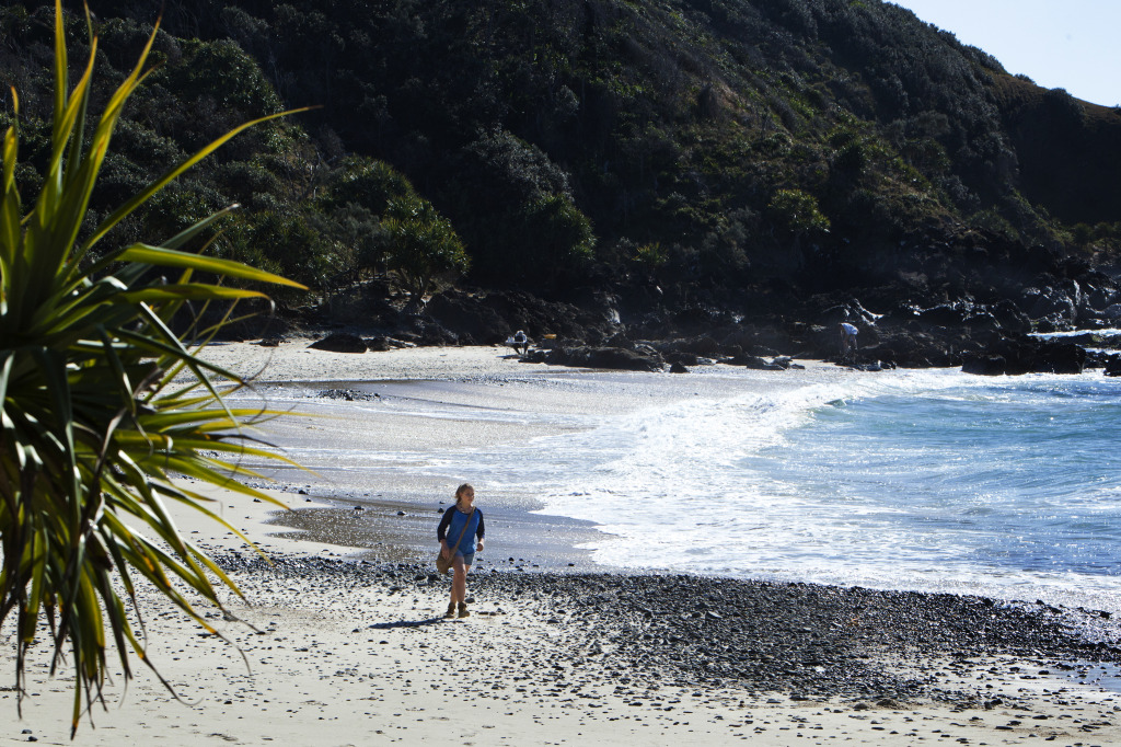 Кадры из Возвращение на остров Ним (2013)