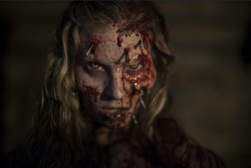 Зловещие мертвецы: Черная книга (2013)