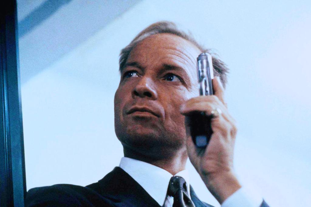 Кадры из Воздушный охотник (1999)