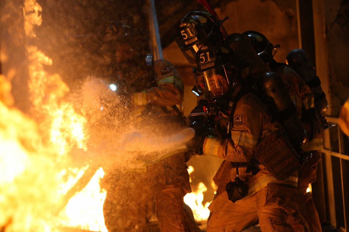 Кадры из Башня (2012)