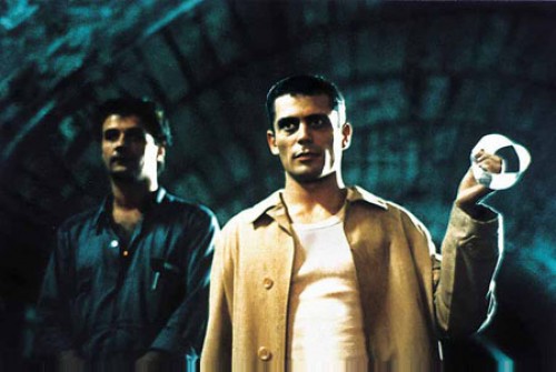 Кадры из Мебиус (1996)