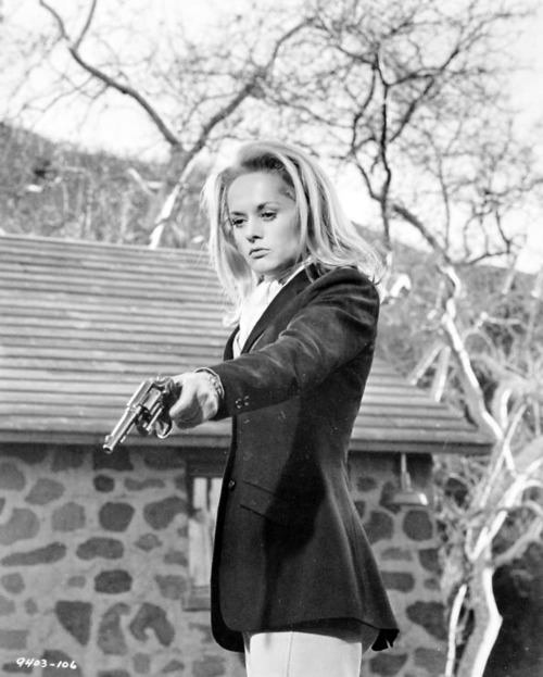 Кадры из Марни (1964)