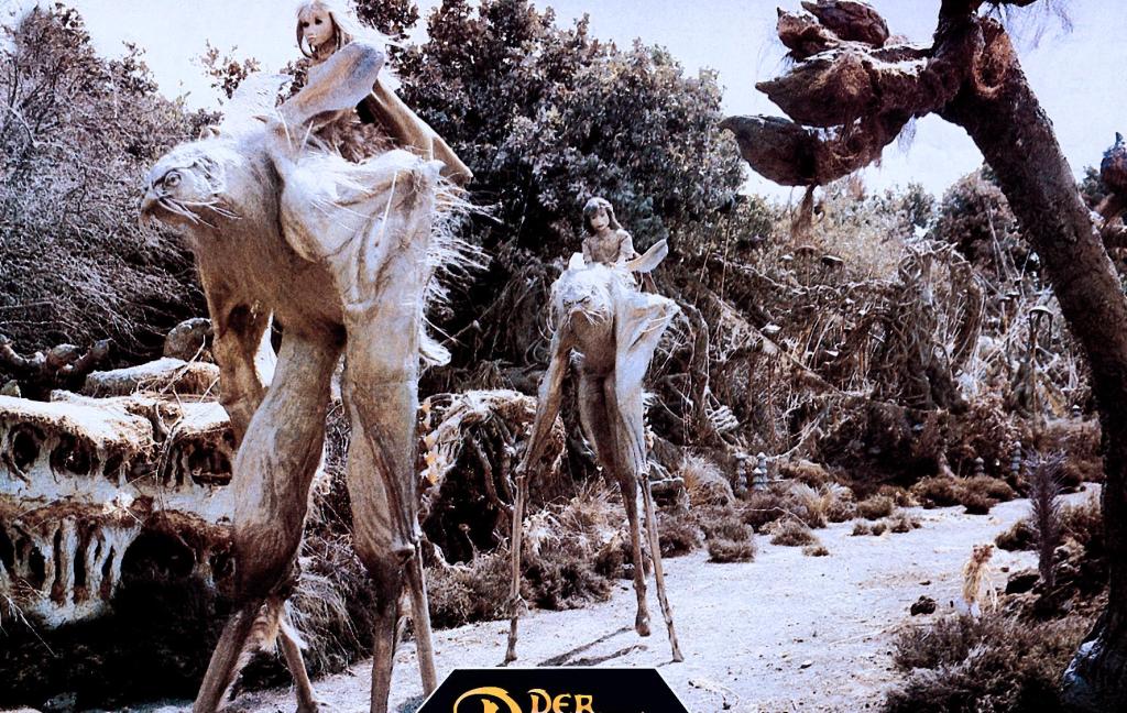 Кадры из Темный кристалл (1982)