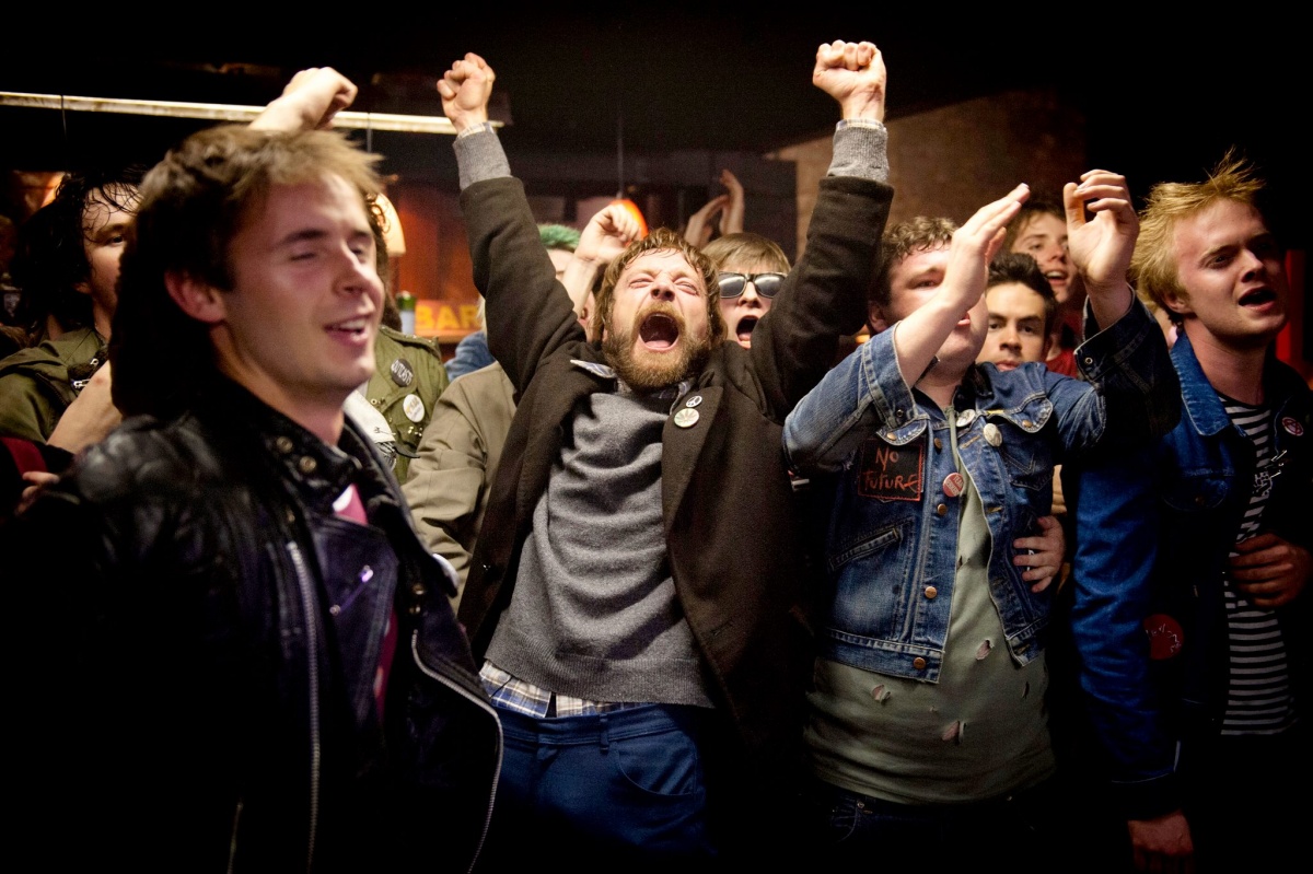 Хорошие вибрации (2012)