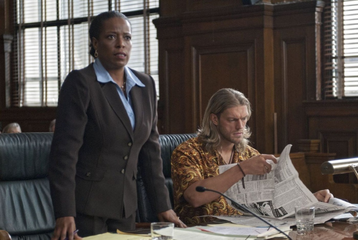 Кадры из Нарушая правила (2012)