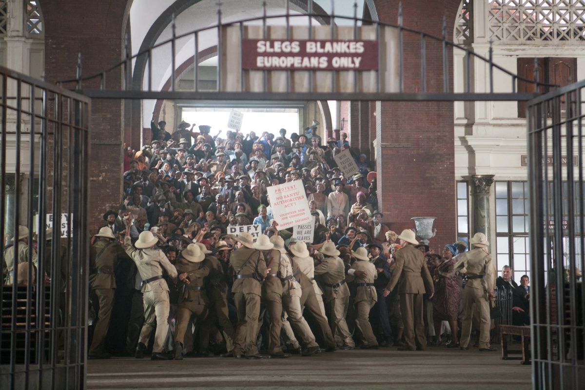 Кадры из Долгая дорога к свободе (2013)