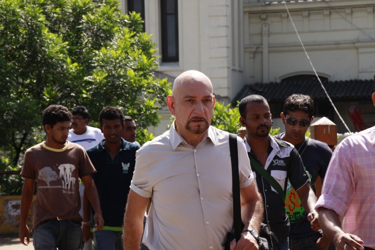 Кадры из Обычный человек (2013)