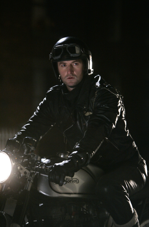 Инспектор Джордж Джентли (2008)