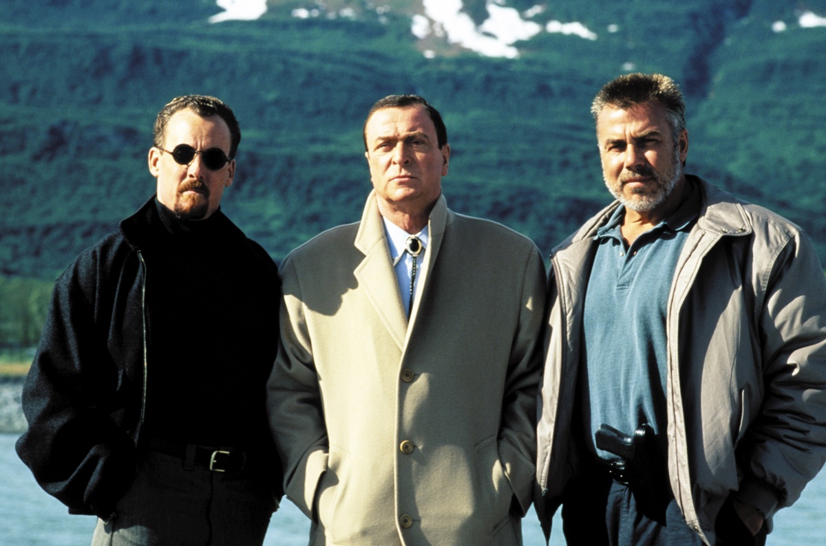 Кадры из В смертельной опасности (1994)