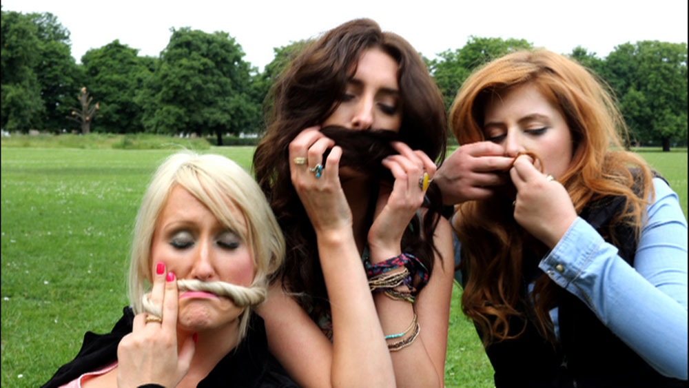 Кадры из Бездельницы (2013)