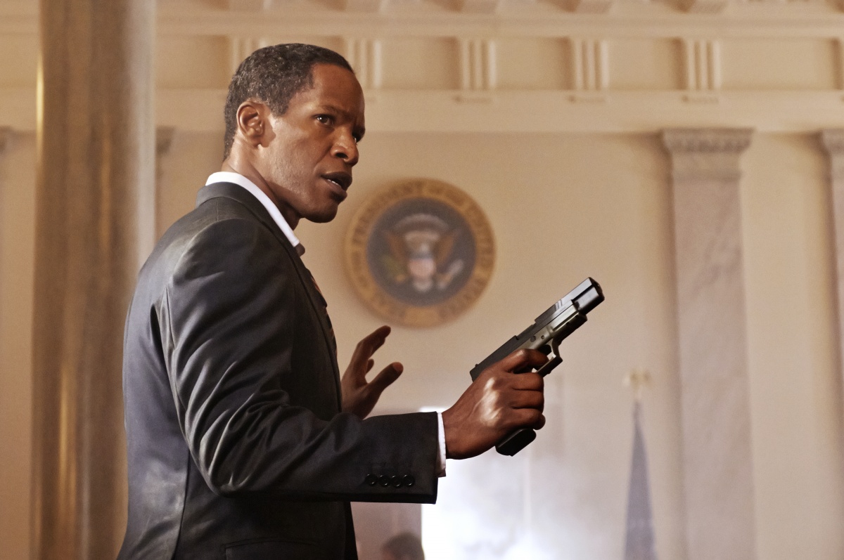 Кадры из Штурм Белого дома (2013)