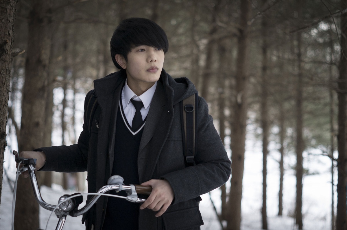 Кадры из Девушка (2013)