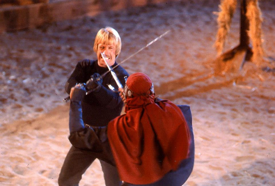 Кадры из Октагон (1980)