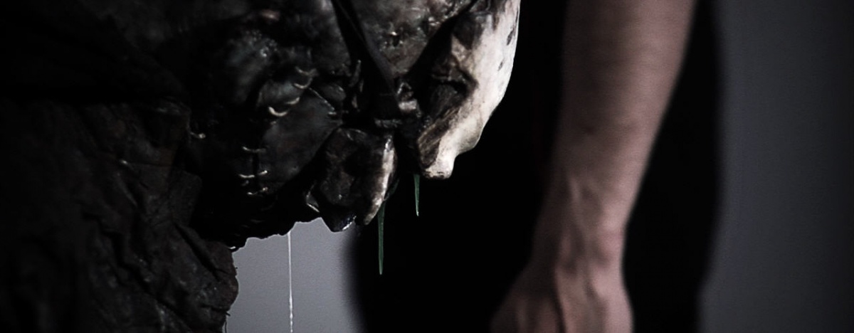 Дом войны (2013)