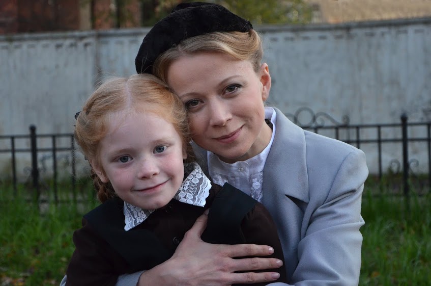 Мать-и-мачеха (2013)