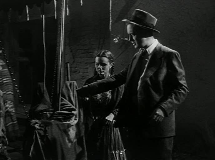 Кадры из Розовая лошадь (1947)