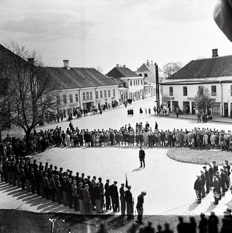 Кадры из Им было восемнадцать (1965)