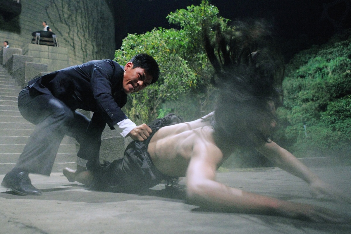 Кадры из Гнев Ваджра (2013)