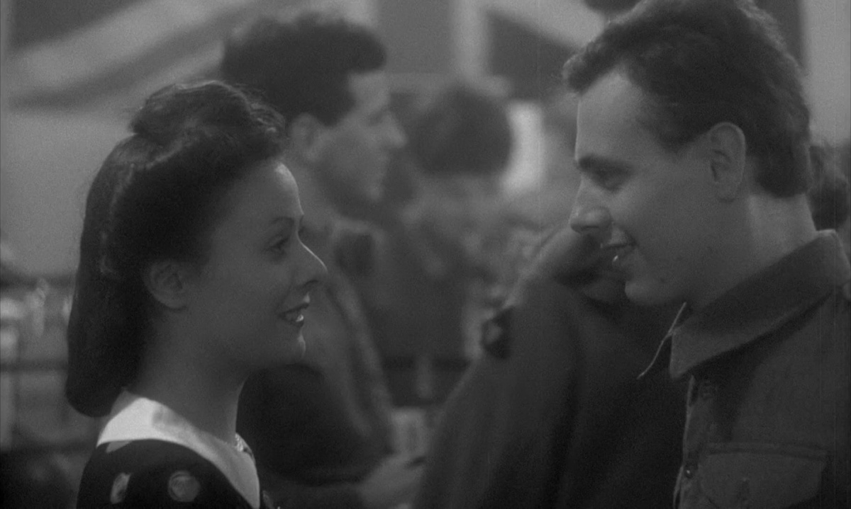 Кадры из Повелитель (1978)