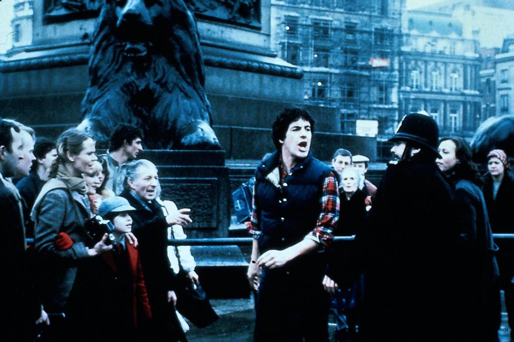 Кадры из Американский оборотень в Лондоне (1981)