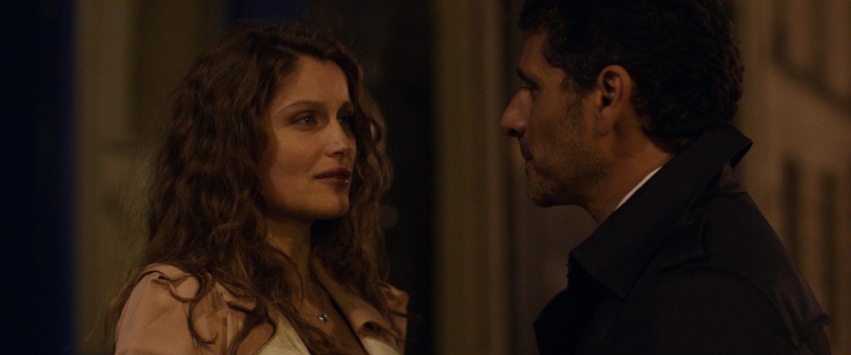 Кадры из Красотки в Париже (2014)