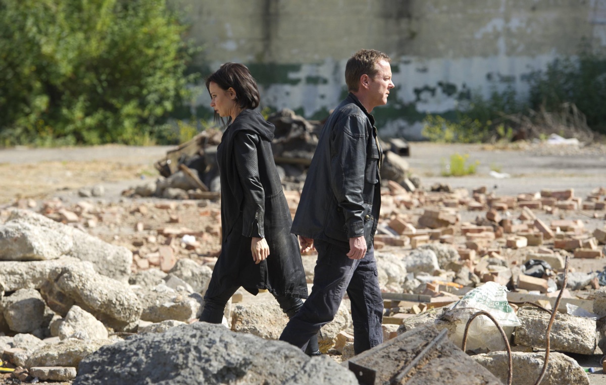 Кадры из 24 часа: Проживи еще один день (2014)