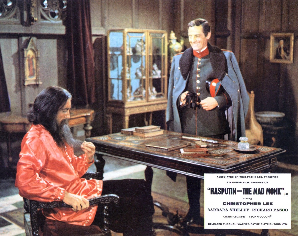 Кадры из Распутин: Сумасшедший монах (1966)