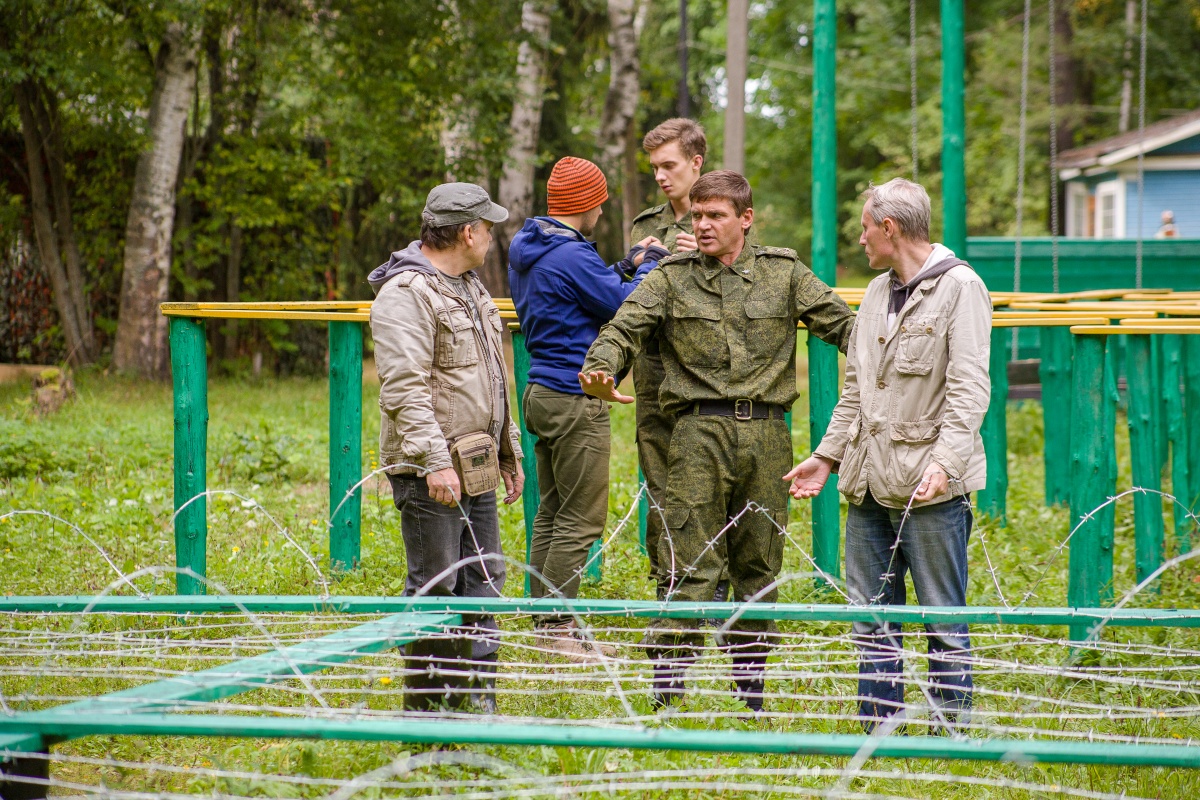 Кадры из Разрешите тебя поцеловать… отец невесты (2014)