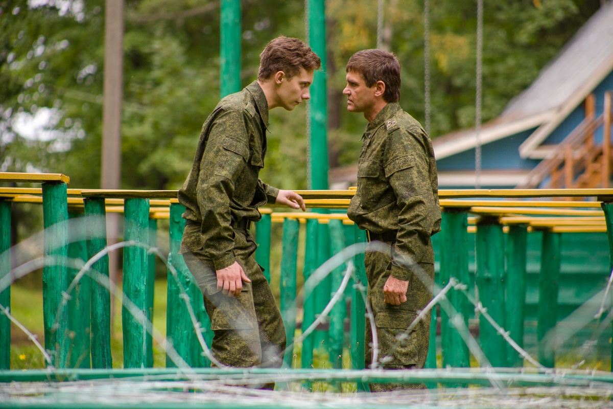 Кадры из Разрешите тебя поцеловать… отец невесты (2014)