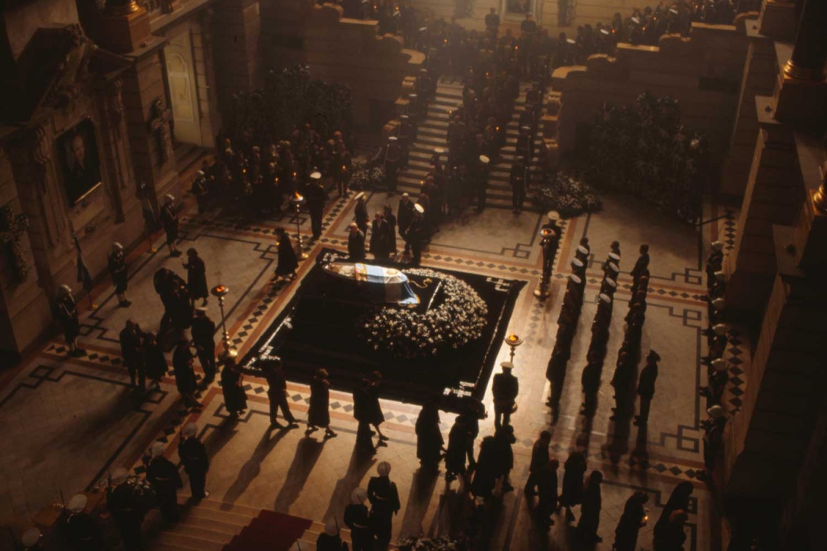 Кадры из Эвита (1996)