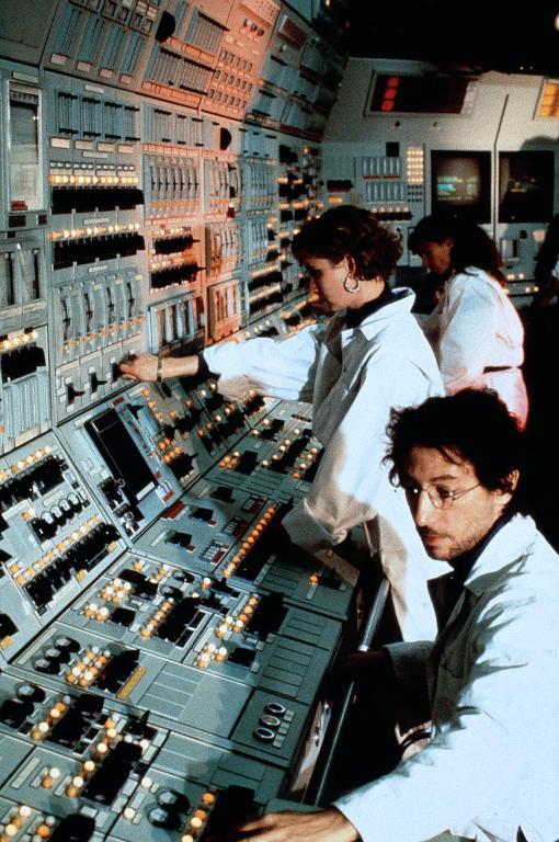 Кадры из Полицейский 2000 года (1993)