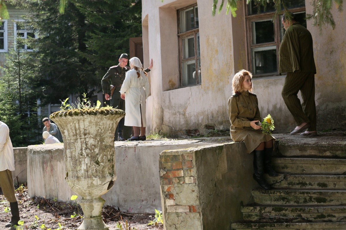 Кадры из Фронт (2019)