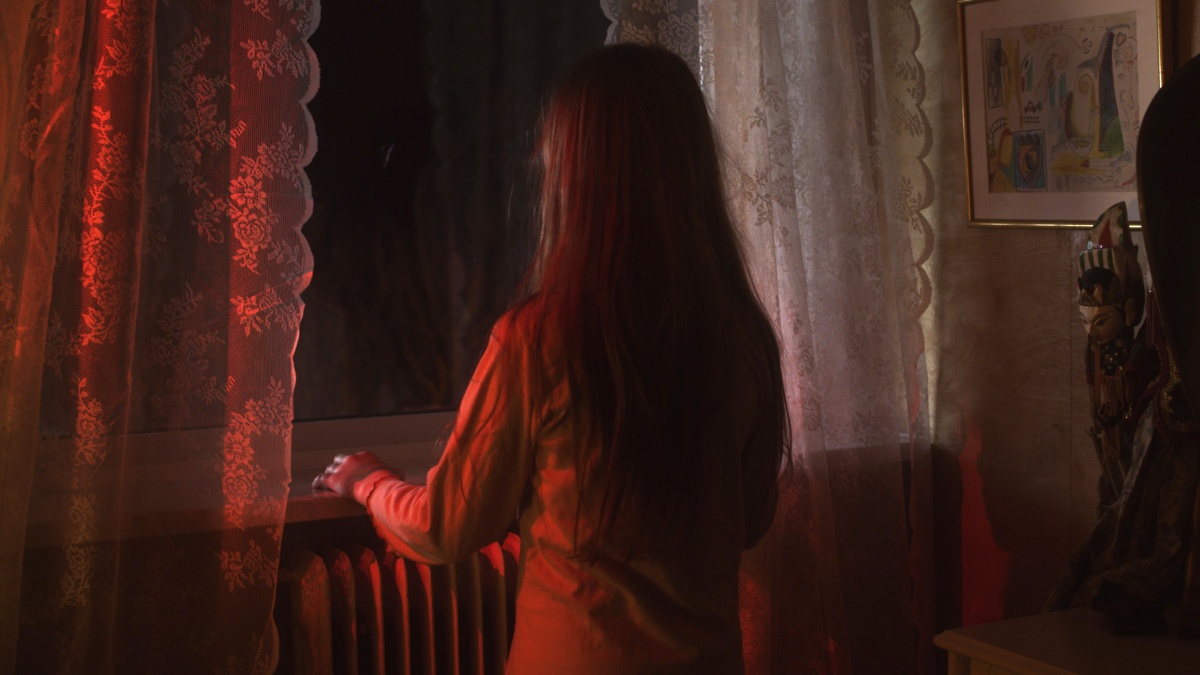 Непогребённые кости (2016)