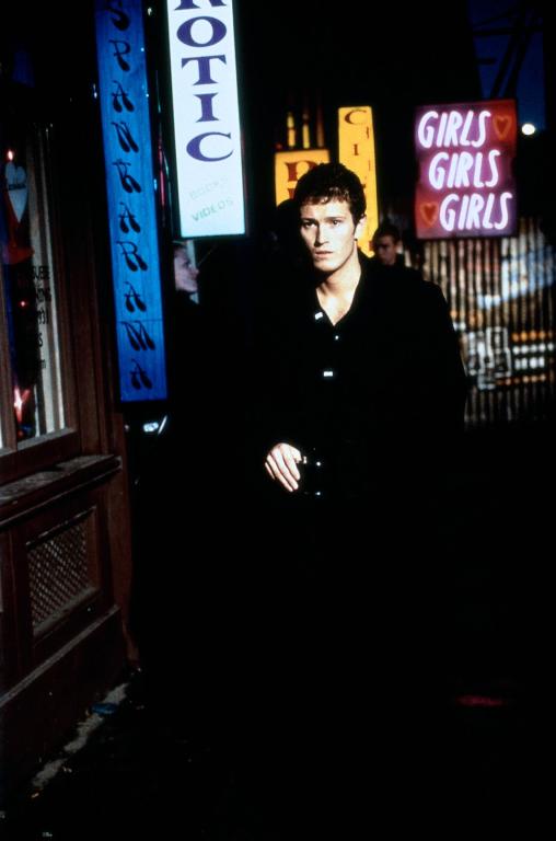 Кадры из Карты, деньги, два ствола (1998)