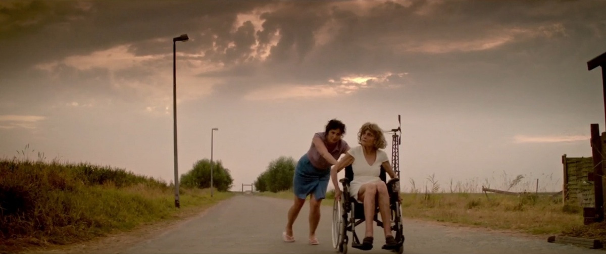 Кадры из Сверхновая звезда (2014)