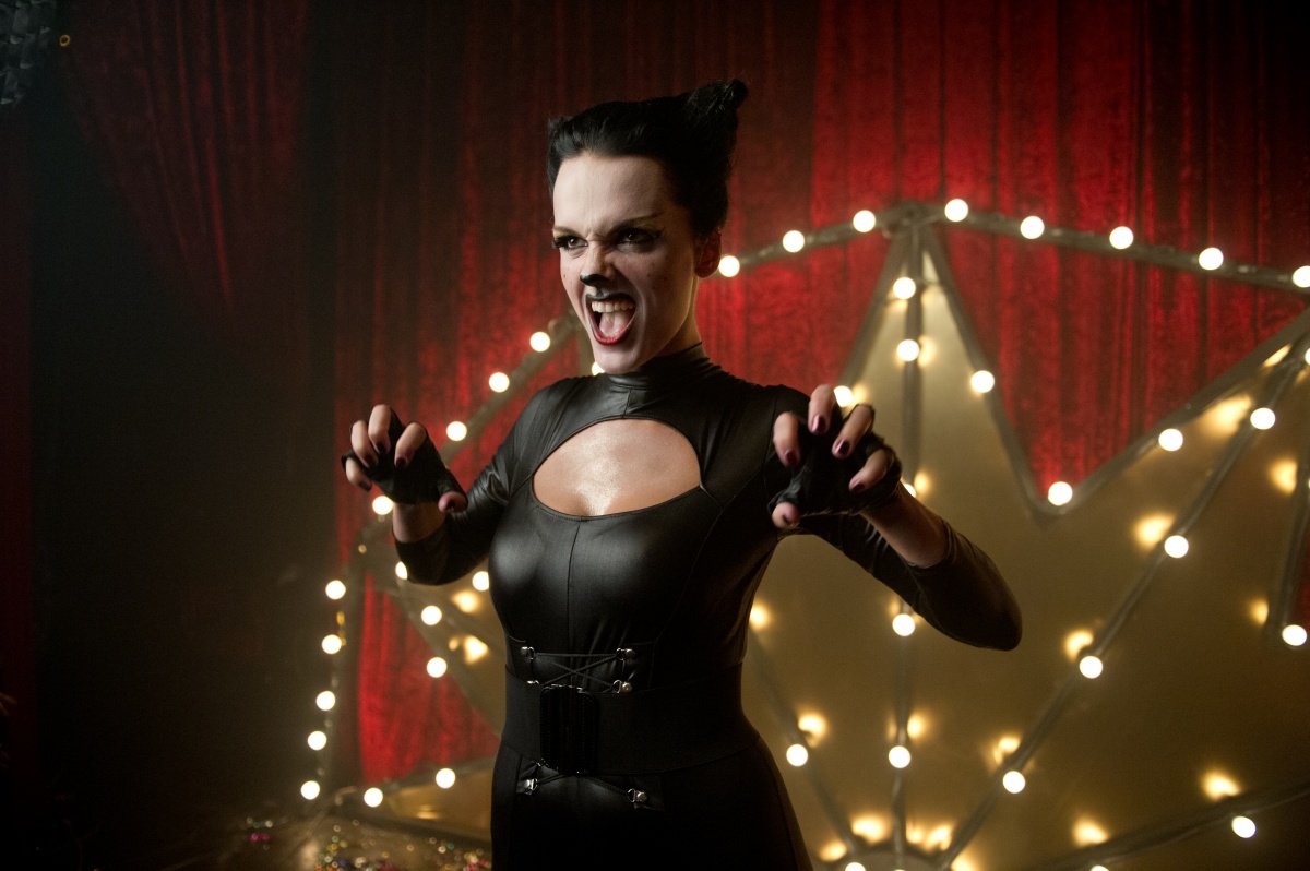 Кадры из Дабл трабл (2015)