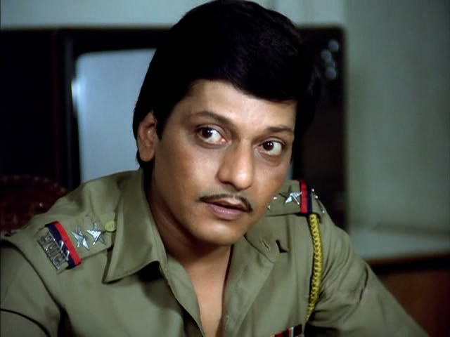 Кадры из Лгунья (1985)