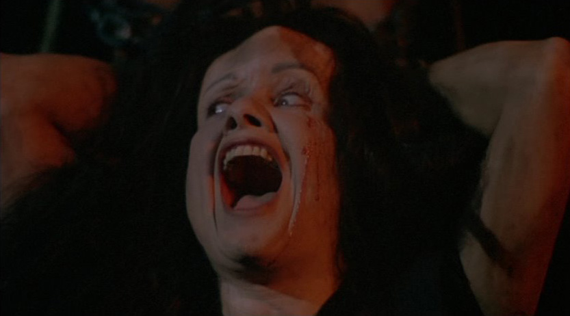 Кадры из Суеверие (1982)