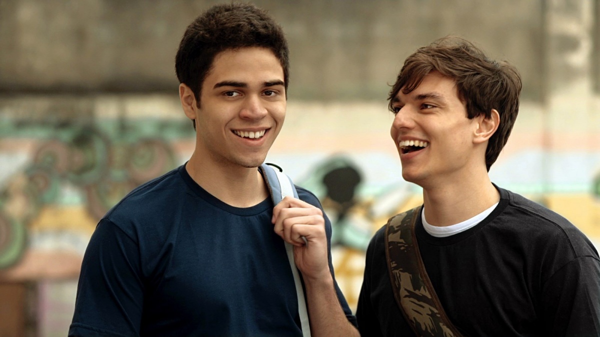 Кадры из На внешней стороне (2014)