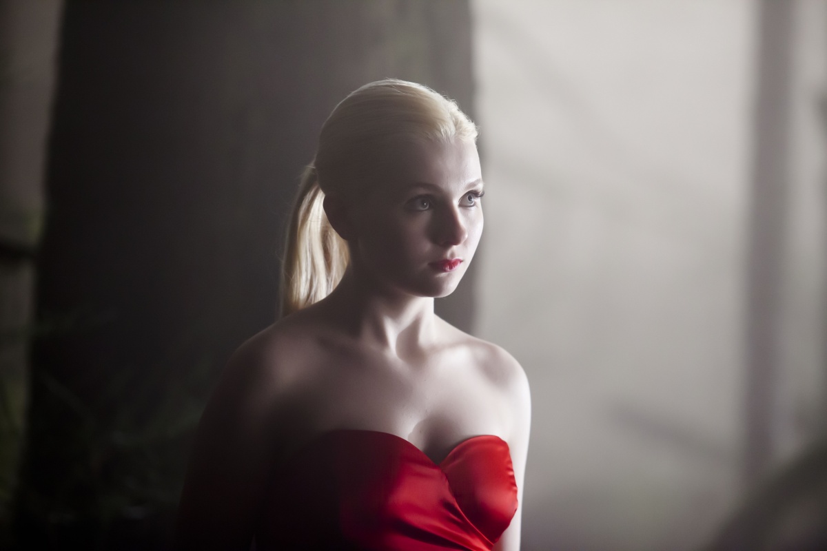 Кадры из Последняя девушка (2015)