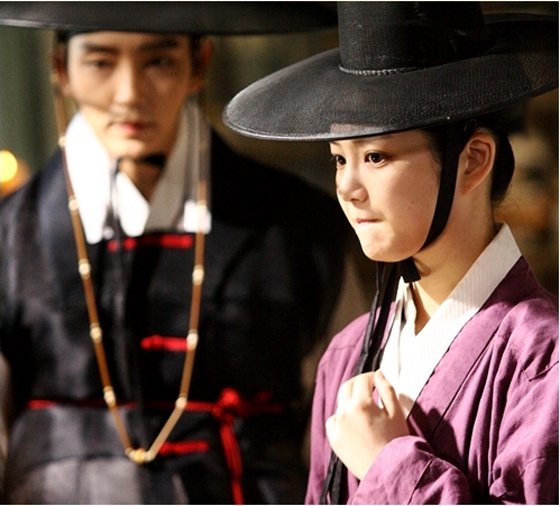 Учёный, гуляющий по ночам (2015)