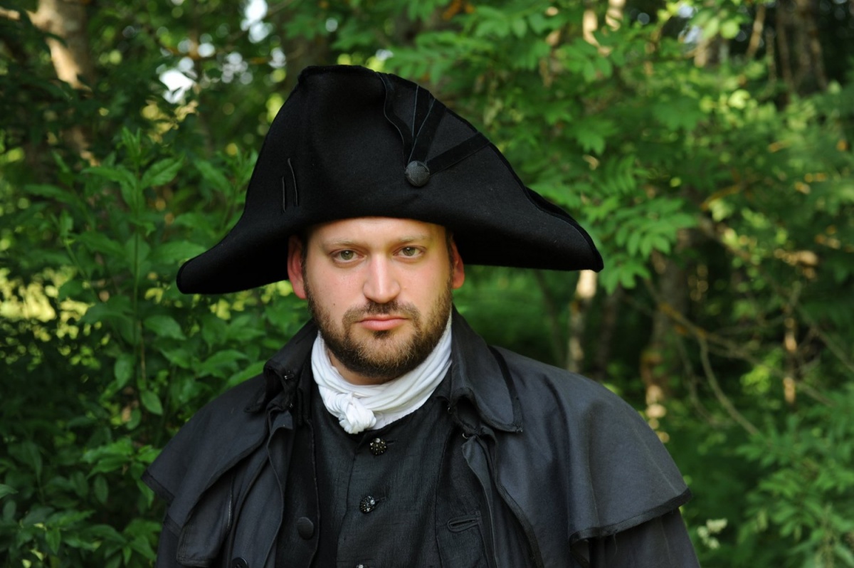 Дьявол с тремя золотыми волосками (2013)